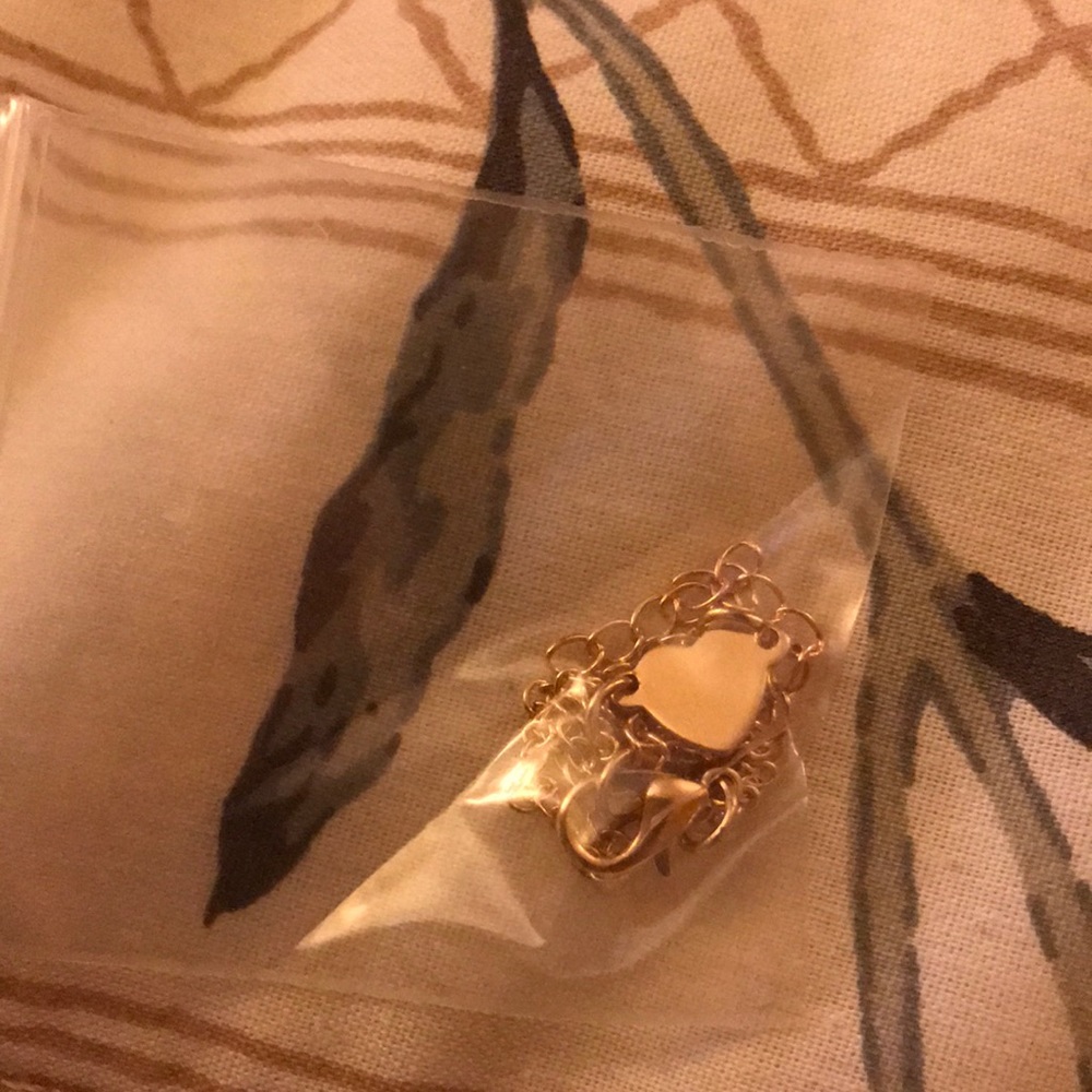 Silver Heart Bracelet - Picture 5 of 5